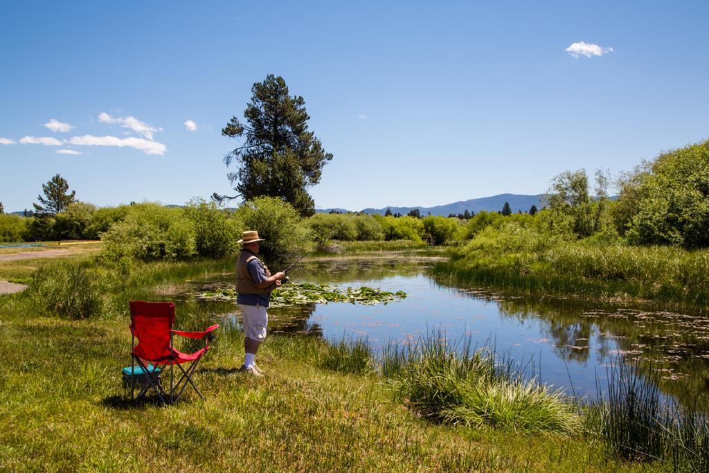 Bend-Sunriver Camping Resort 24 Ft. Yurt 12 Dış mekan fotoğraf